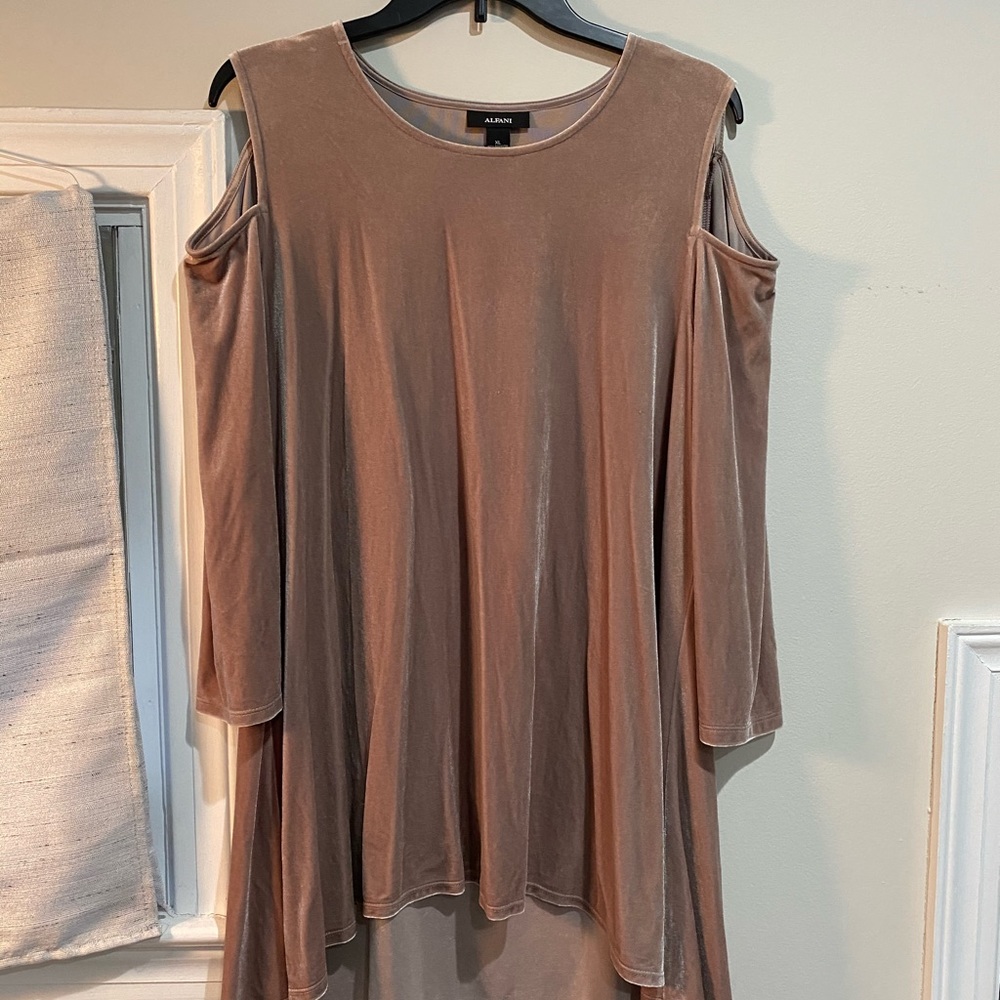 Velvet top